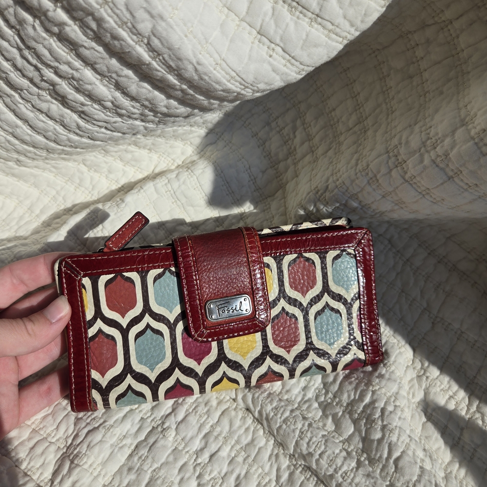 Fossil Multicolor Geometric Wallet